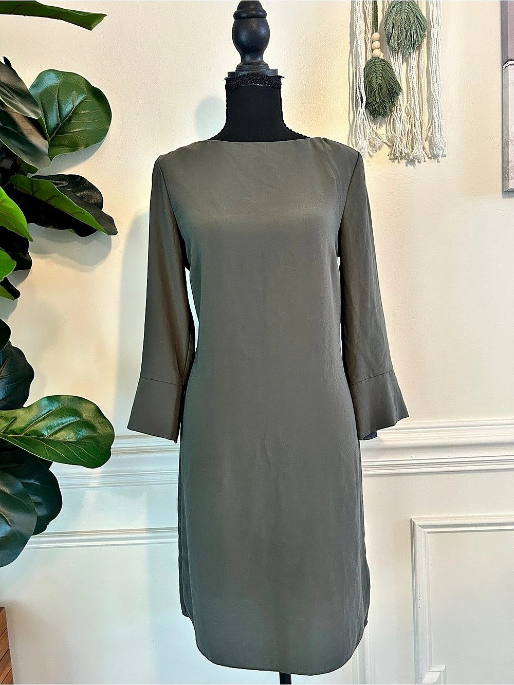 H&M Women's Green Midi Dress